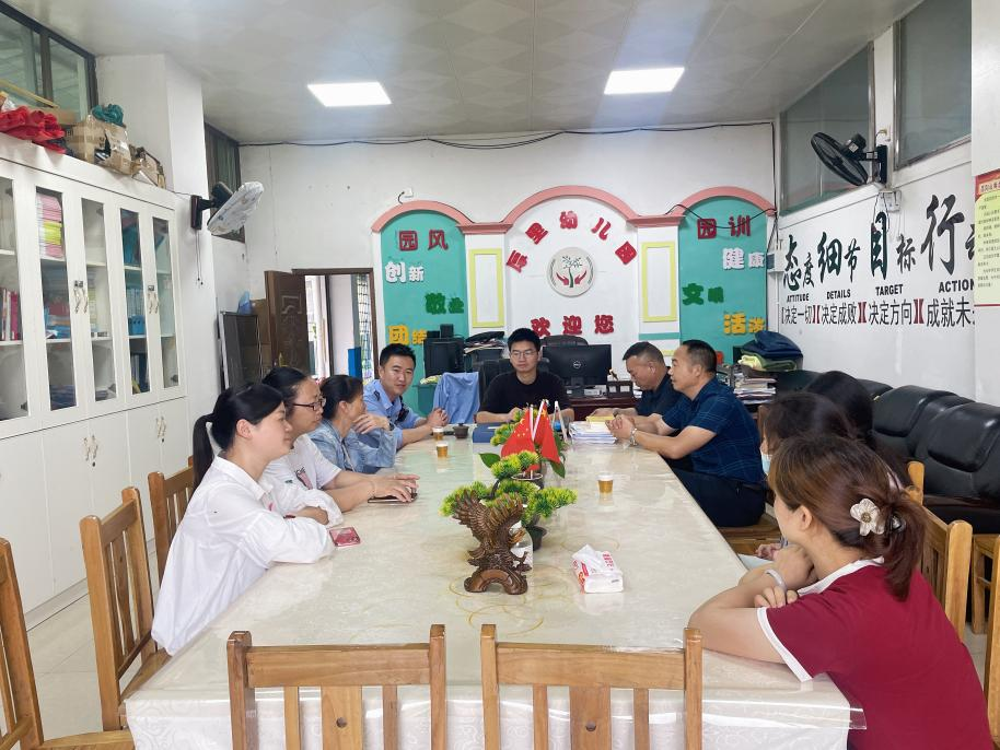 新邵县潭溪镇：校车安全齐守护，携手共建安全路