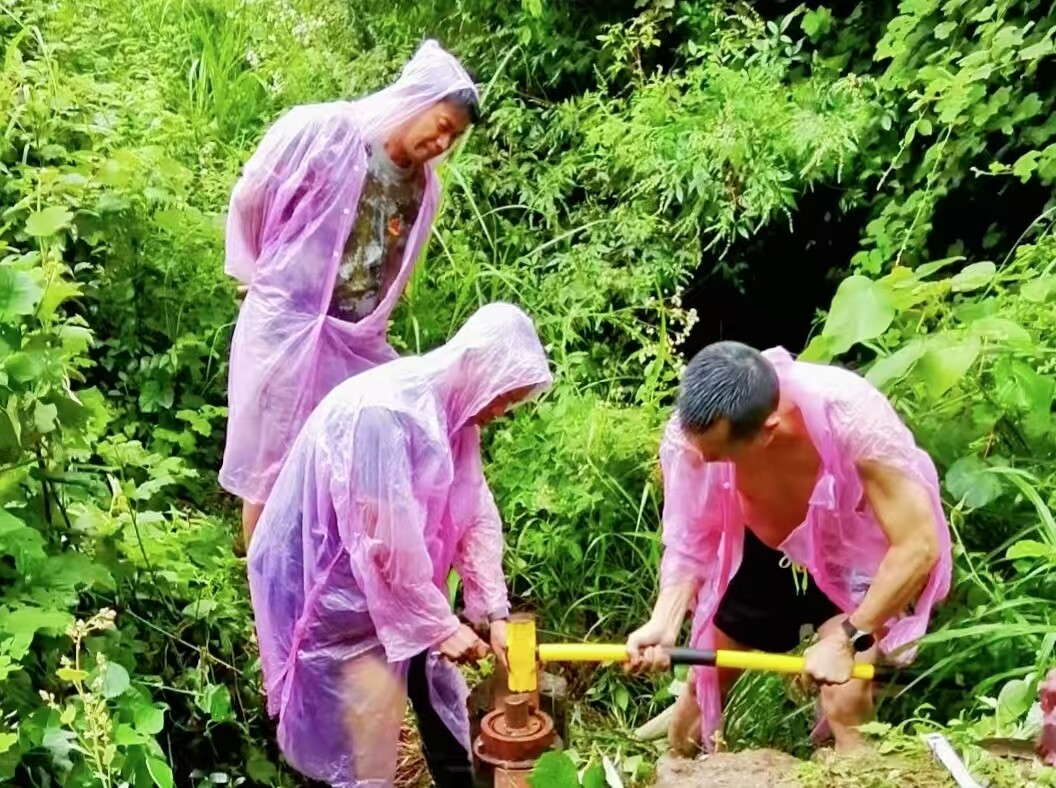 楓樹坑水庫管理所成功處置一起泄洪閘險(xiǎn)情